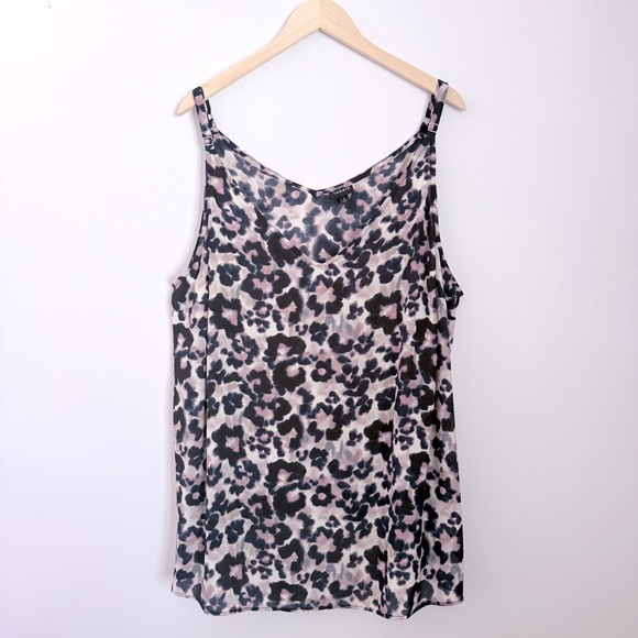 Torrid Georgette V Neck Adjustable Strap Cami Leopard Print Ink Blot - Size 4X - Picture 12 of 15
